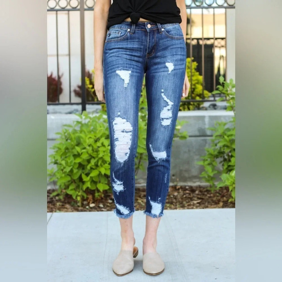 KANCAN jeans Mid Rise Ankel Destoyed Skinny Jeans, 5/26. New with tag - Picture 1 of 16